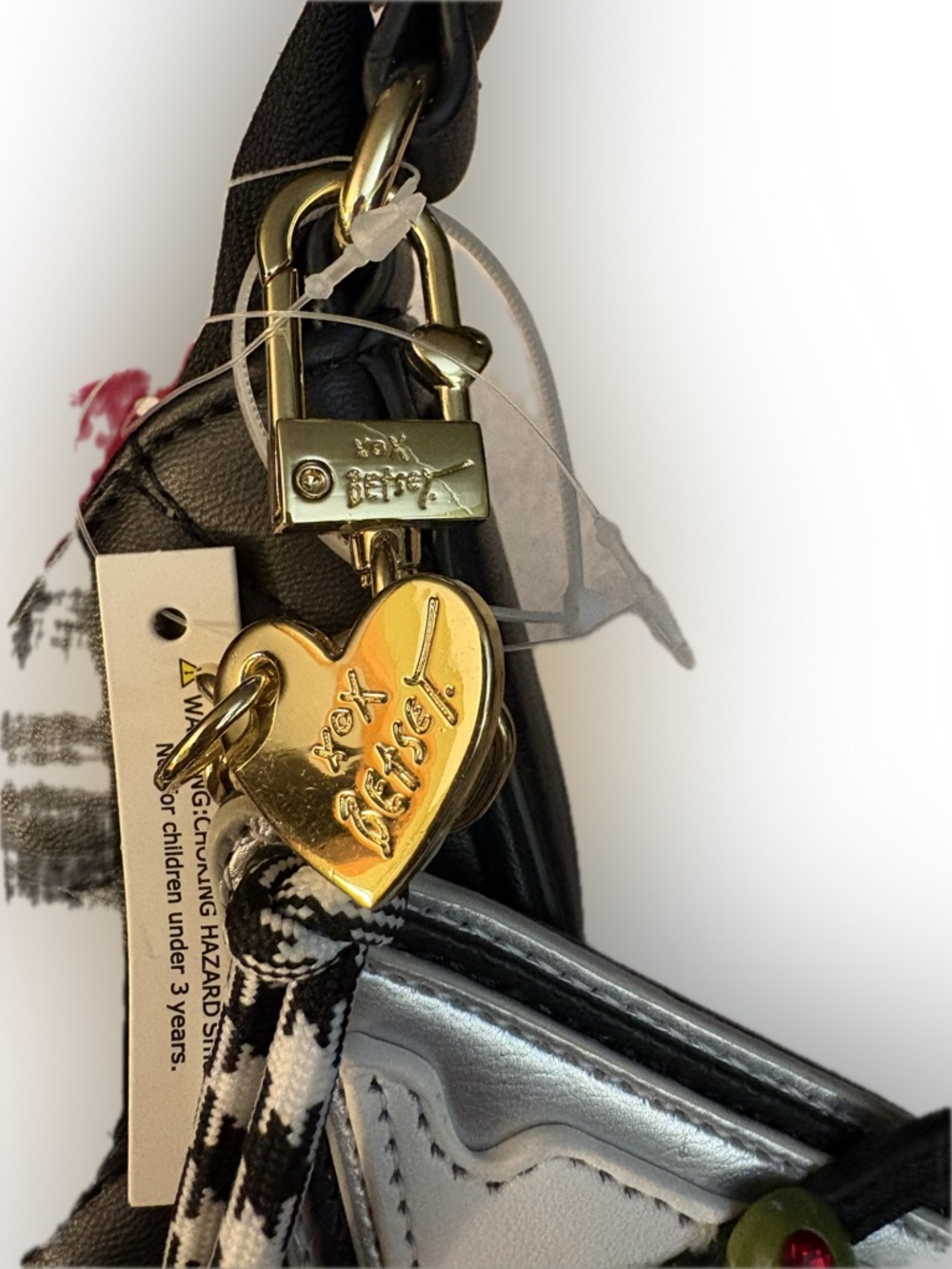 Betsey Johnson Black XONorthy 💎 Quilted Heart Shoulder Bag - Picture 5 of 11